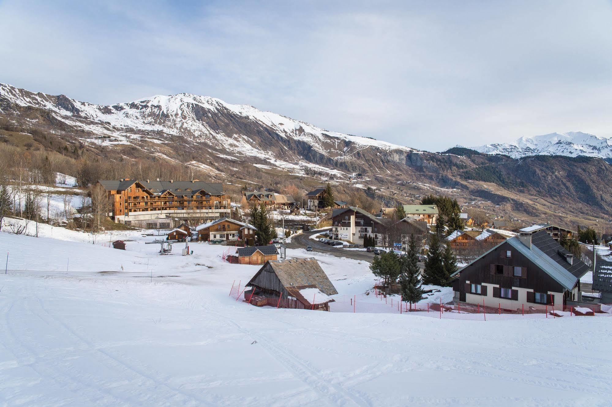 Aparthotel Noemys Terrasses De La Toussuire Saint-Pancrace  Esterno foto