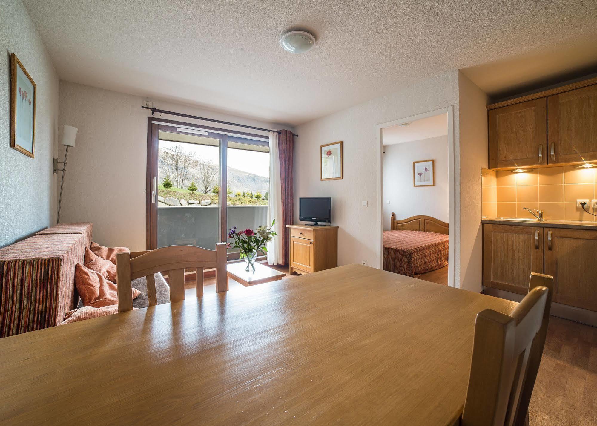 Aparthotel Noemys Terrasses De La Toussuire Saint-Pancrace  Esterno foto